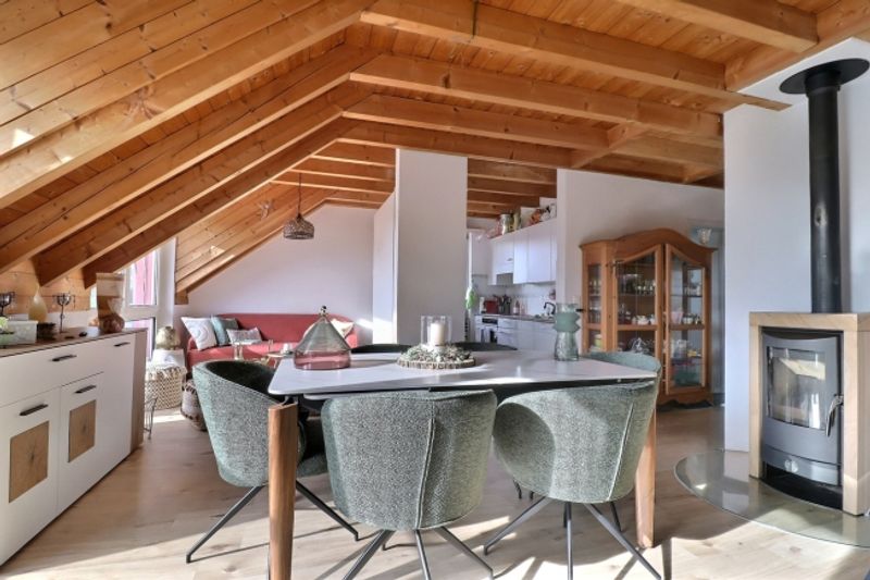 Exklusive Duplex 5.5-Zimmer-Dachwohnung mit heller Terrasse - 2