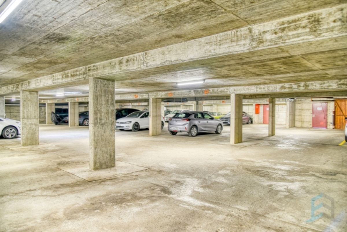 EXKLUSIV Parkplatz in einer Tiefgarage im Stadtzentrum - 3