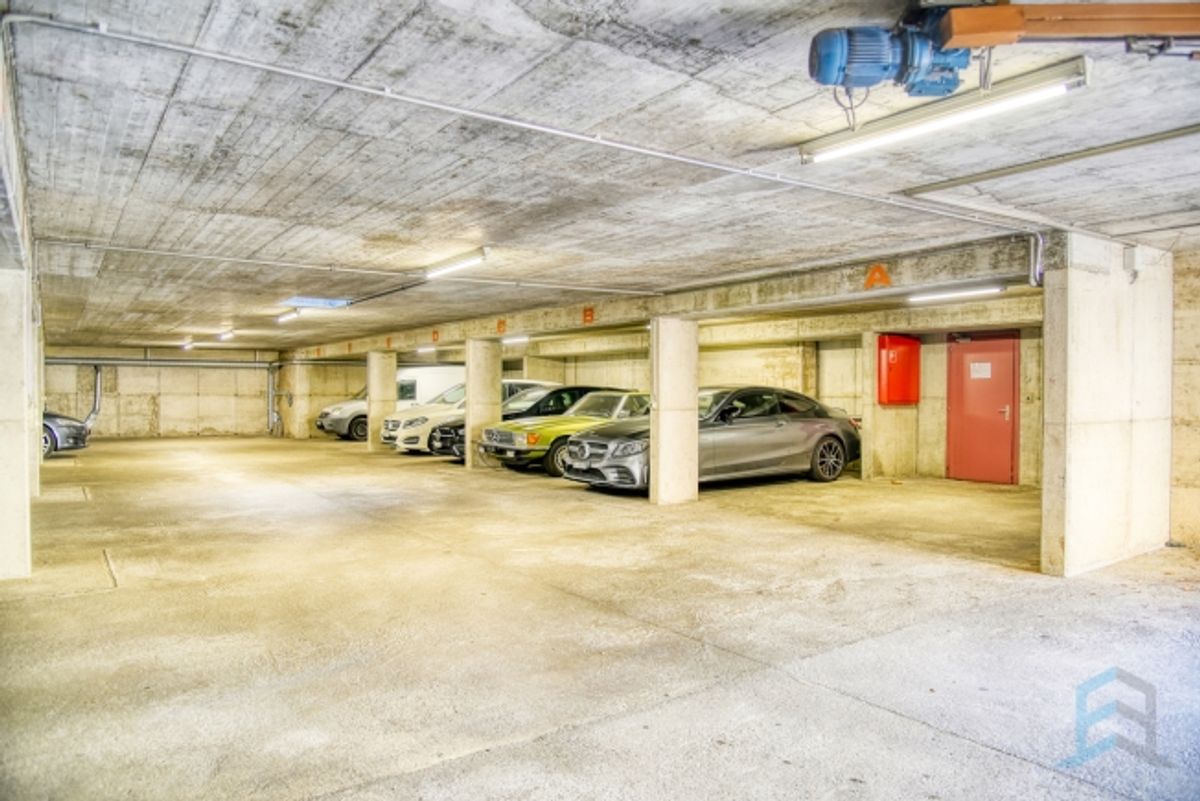 EXKLUSIV Parkplatz in einer Tiefgarage im Stadtzentrum - 4