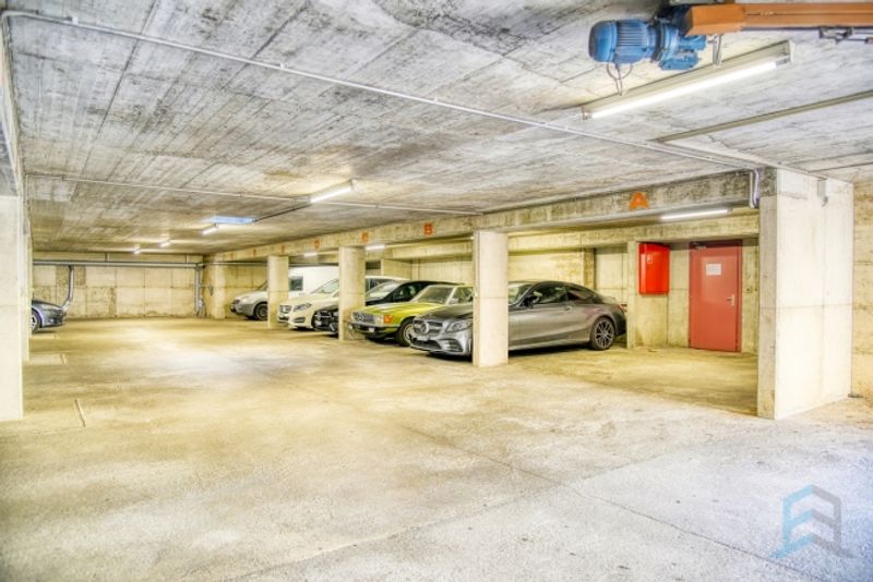 EXKLUSIV Parkplatz in einer Tiefgarage im Stadtzentrum - 5