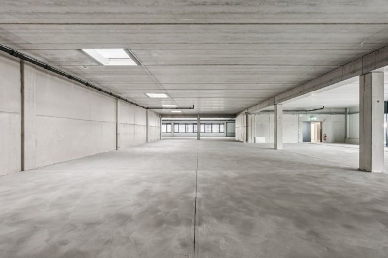 Ideal angebunden & flexibler Ausbau möglich - 8
