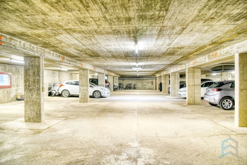 EXKLUSIV Parkplatz in einer Tiefgarage im Stadtzentrum - 3