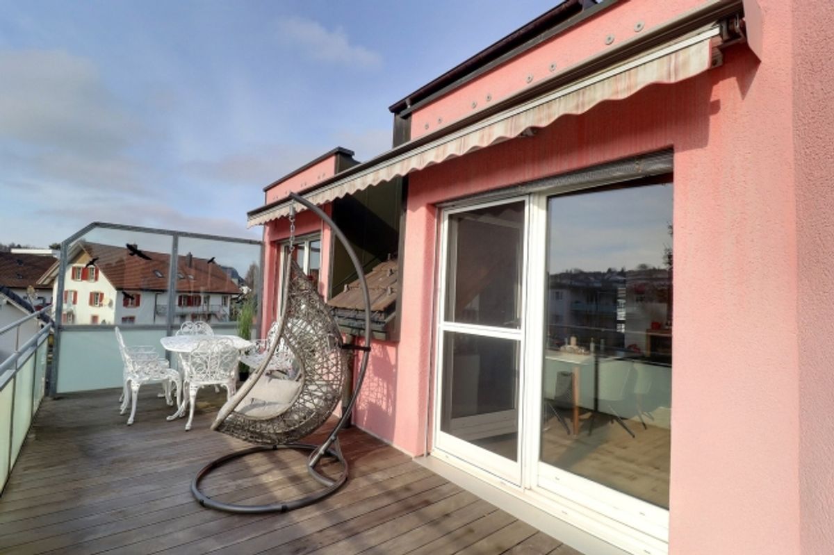 Exklusive Duplex 5.5-Zimmer-Dachwohnung mit heller Terrasse - 2