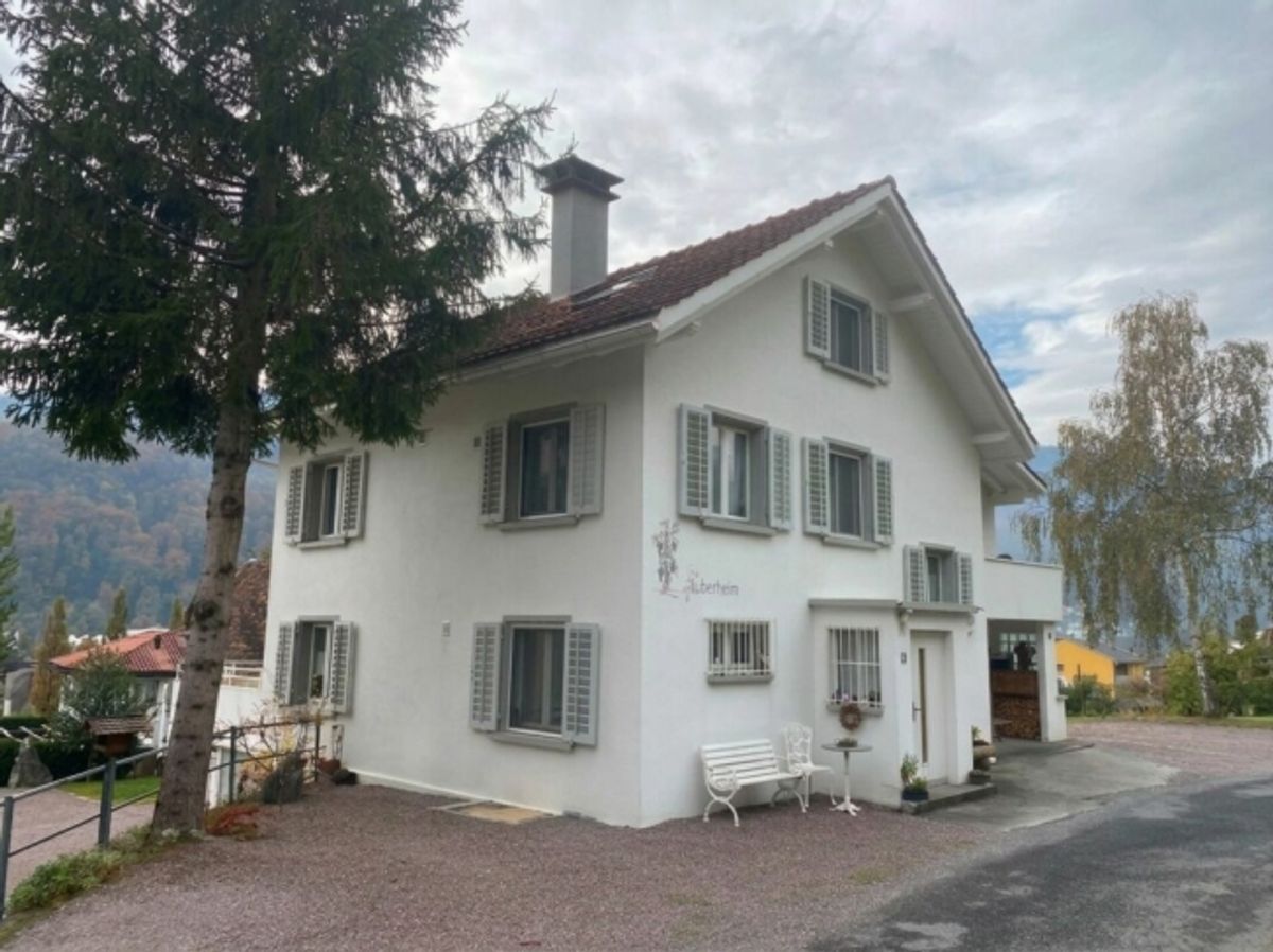 Ruhige Hanglage im Weinberg Exklusive 4-Zimmer-Wohnung mit grosszügigem Parkangebot - 7