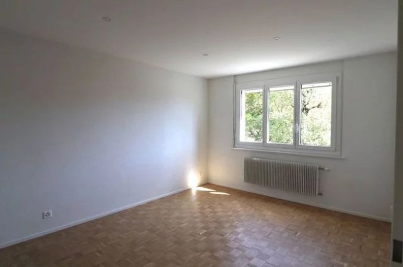 Wunderschöne renovierte 3-Zimmer-Wohnung im 4. Stock. - 5