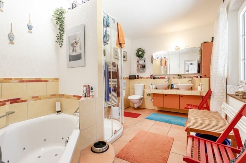 Historisches 9.5-Zimmer-Bauernhaus - stilvoll saniert, einzigartig im Charakter - 10
