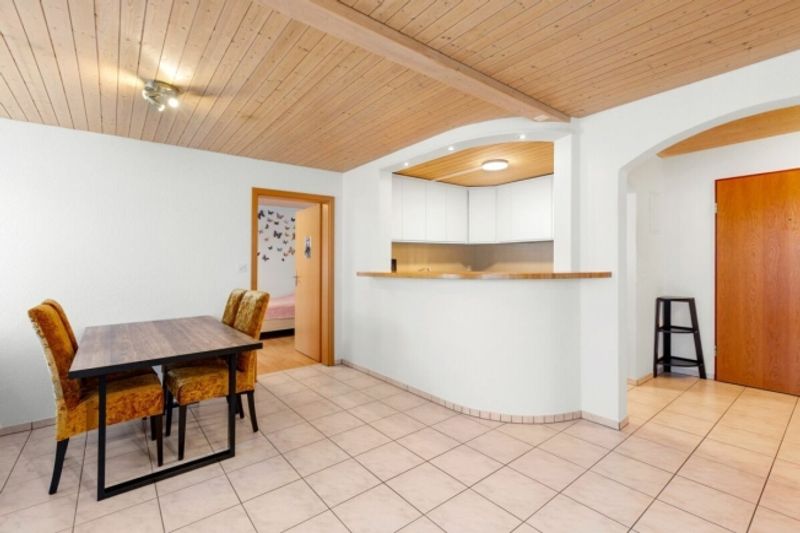 Gepflegte Wohnung mit viel Komfort - 1