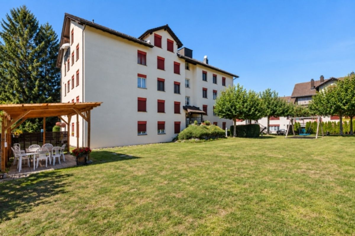 Gepflegte Wohnung mit viel Komfort - 1