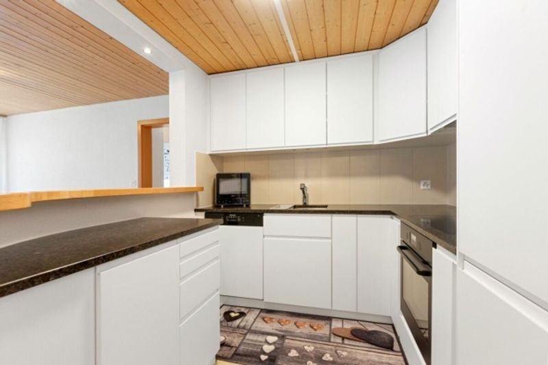 Gepflegte Wohnung mit viel Komfort - 3