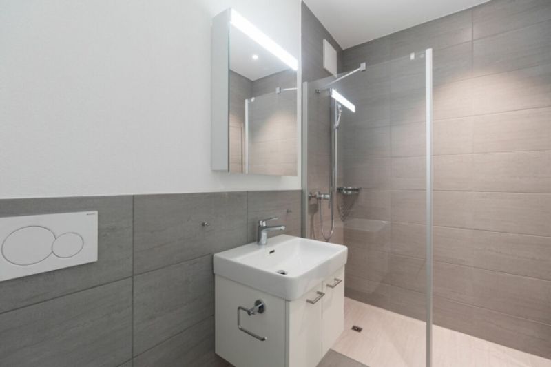 Modern 3.5 Zimmer Wohnung - 11