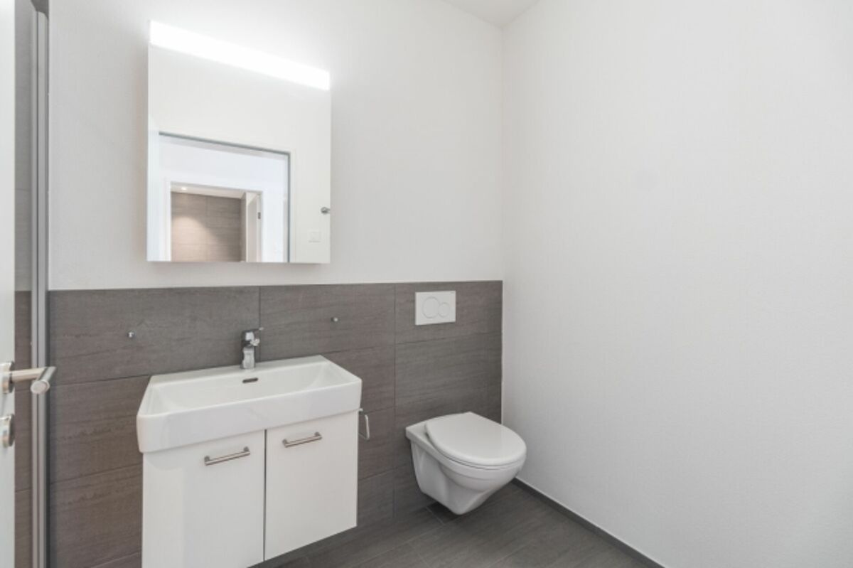 Modern 3.5 Zimmer Wohnung - 11