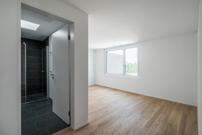Moderne 3.5 Zimmer Attika Wohnung am See - 3