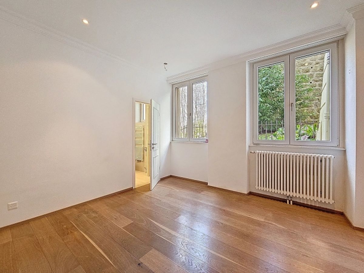 Charmante und geräumige 3,5-Zimmer-Wohnung von ca. 108 m² - 9