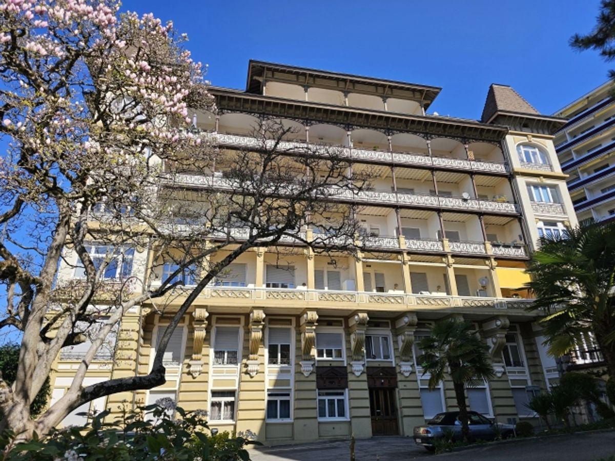 Charmante und geräumige 3,5-Zimmer-Wohnung von ca. 108 m² - 1