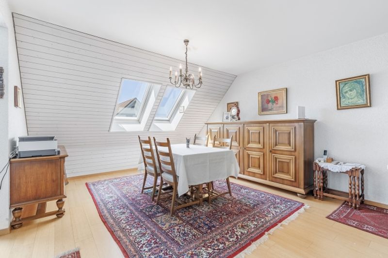 Elegante Dachmaisonette mit Galerie - 5