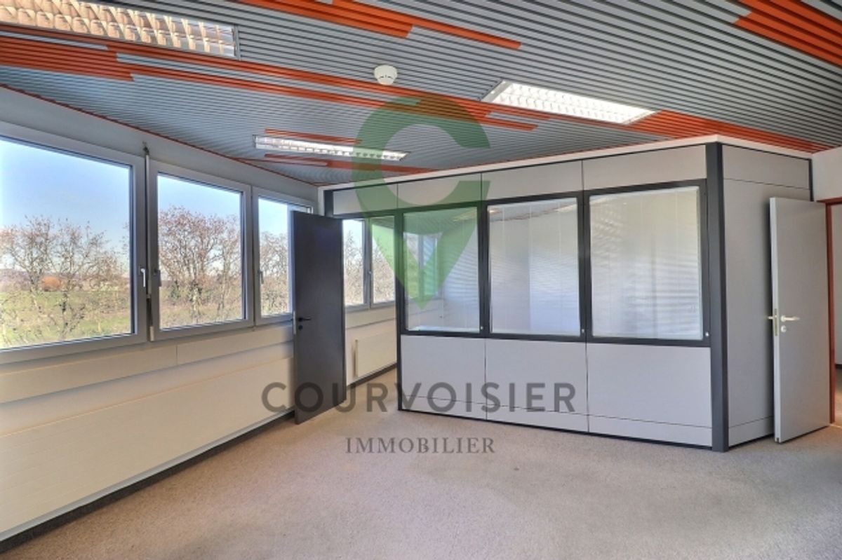 IHRE NEUEN RÄUMLICHKEITEN IM GEBIET DER PLAINE DE L'ASSE IN NYON - 12