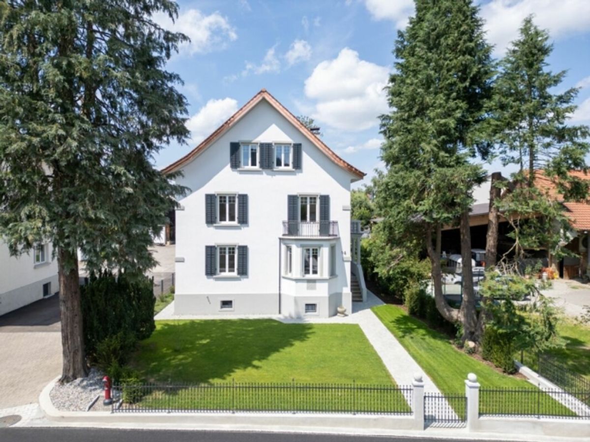 traumhaftes 6.5-Zimmer-Einfamilienhaus | Grundstücksfläche 642 m² - 0