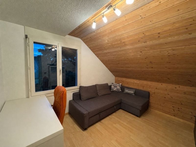 3.5-ZIMMERWOHNUNG MIT GALERIE IN RUBIGEN - 4