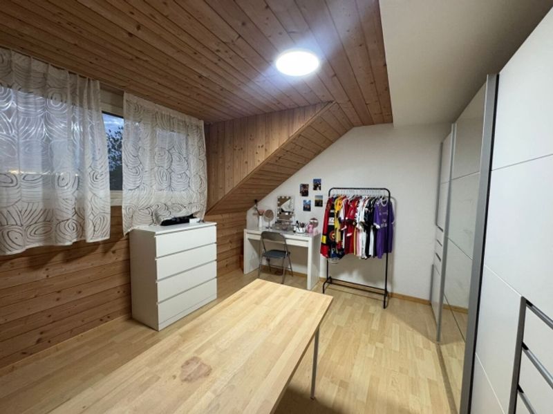3.5-ZIMMERWOHNUNG MIT GALERIE IN RUBIGEN - 5