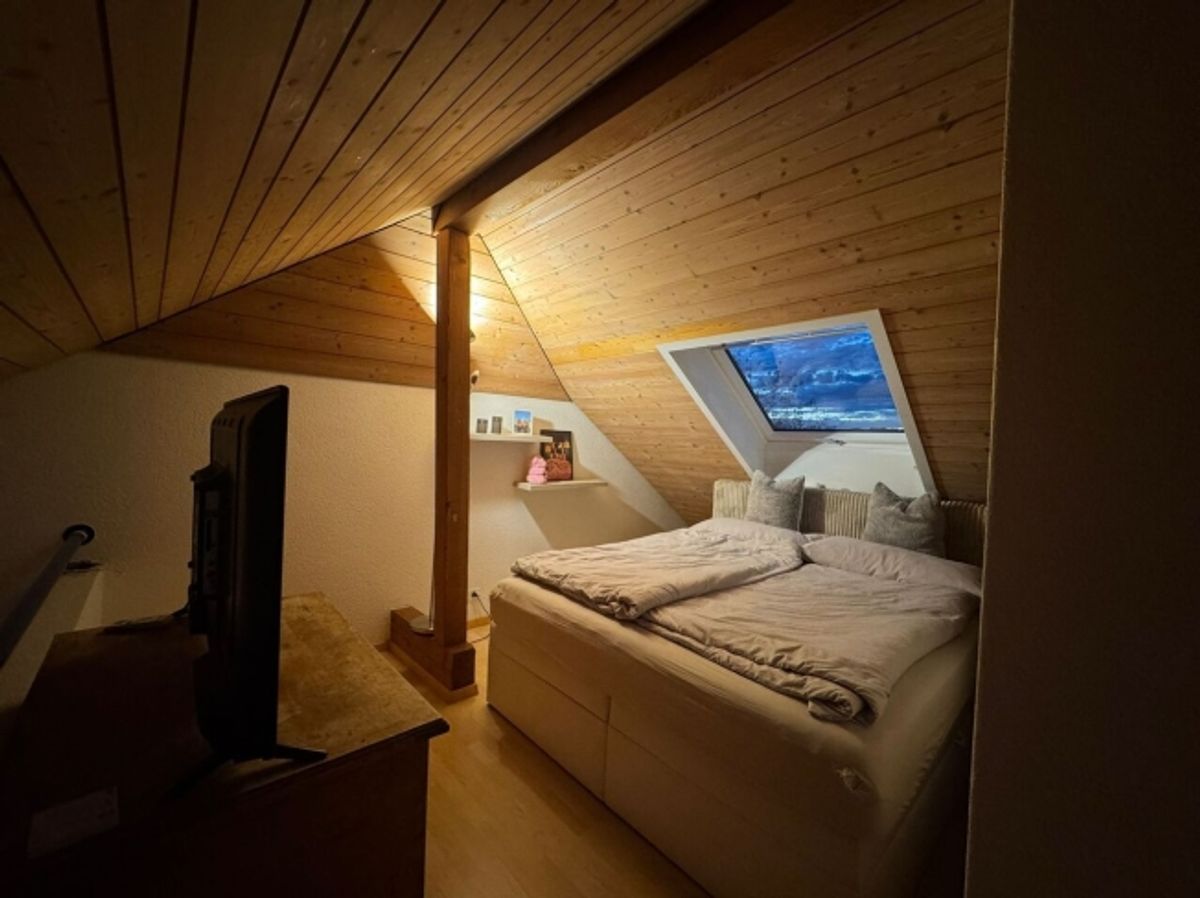 3.5-ZIMMERWOHNUNG MIT GALERIE IN RUBIGEN - 6