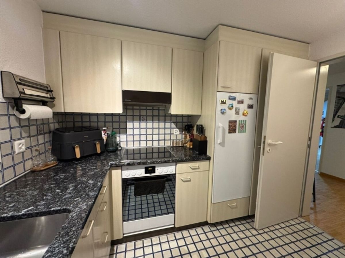 3.5-ZIMMERWOHNUNG MIT GALERIE IN RUBIGEN - 7