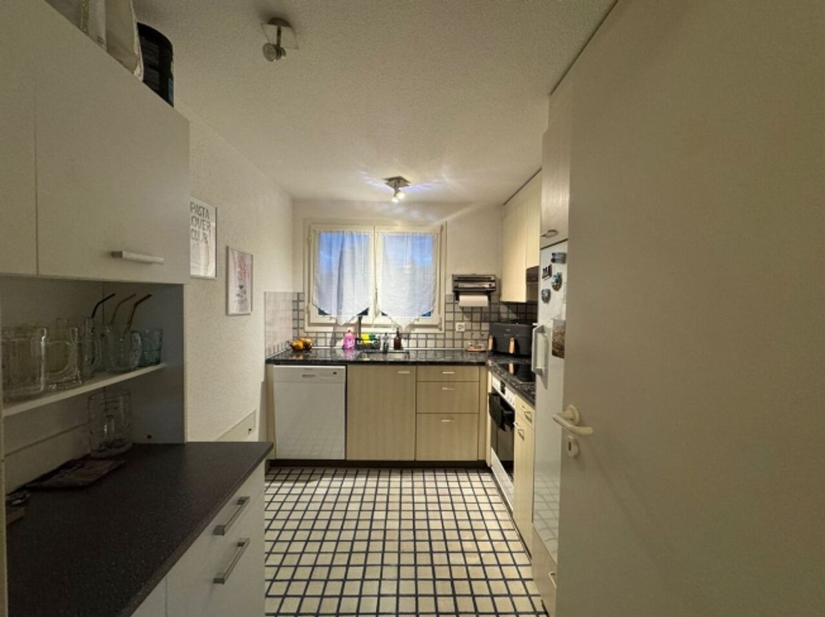 3.5-ZIMMERWOHNUNG MIT GALERIE IN RUBIGEN - 8