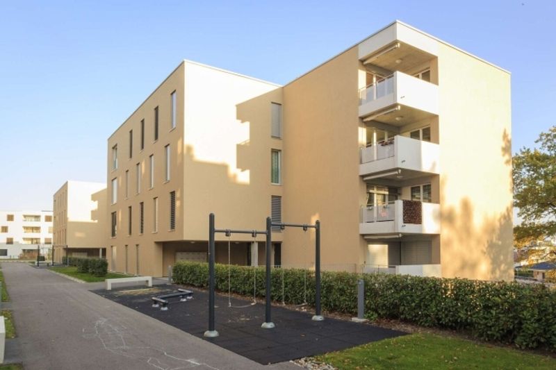 3.5-Zimmer-Wohnung im Erdgeschoss! - 4