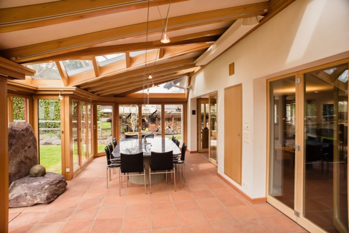 Landvilla mit Wellnessoase und Parkanlage - 2