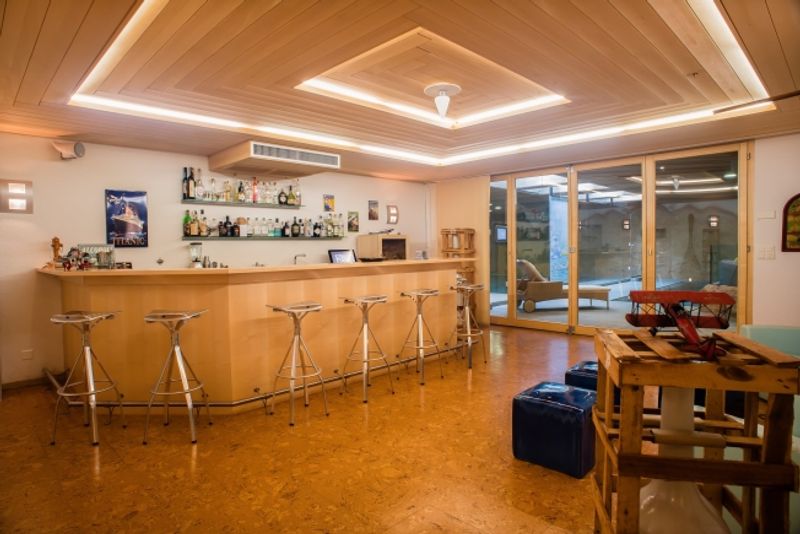 Landvilla mit Wellnessoase und Parkanlage - 9