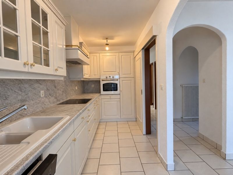 Wunderschöne 3,5-Zimmer-Wohnung zur Miete in Monthey mit großer Terrasse - 7