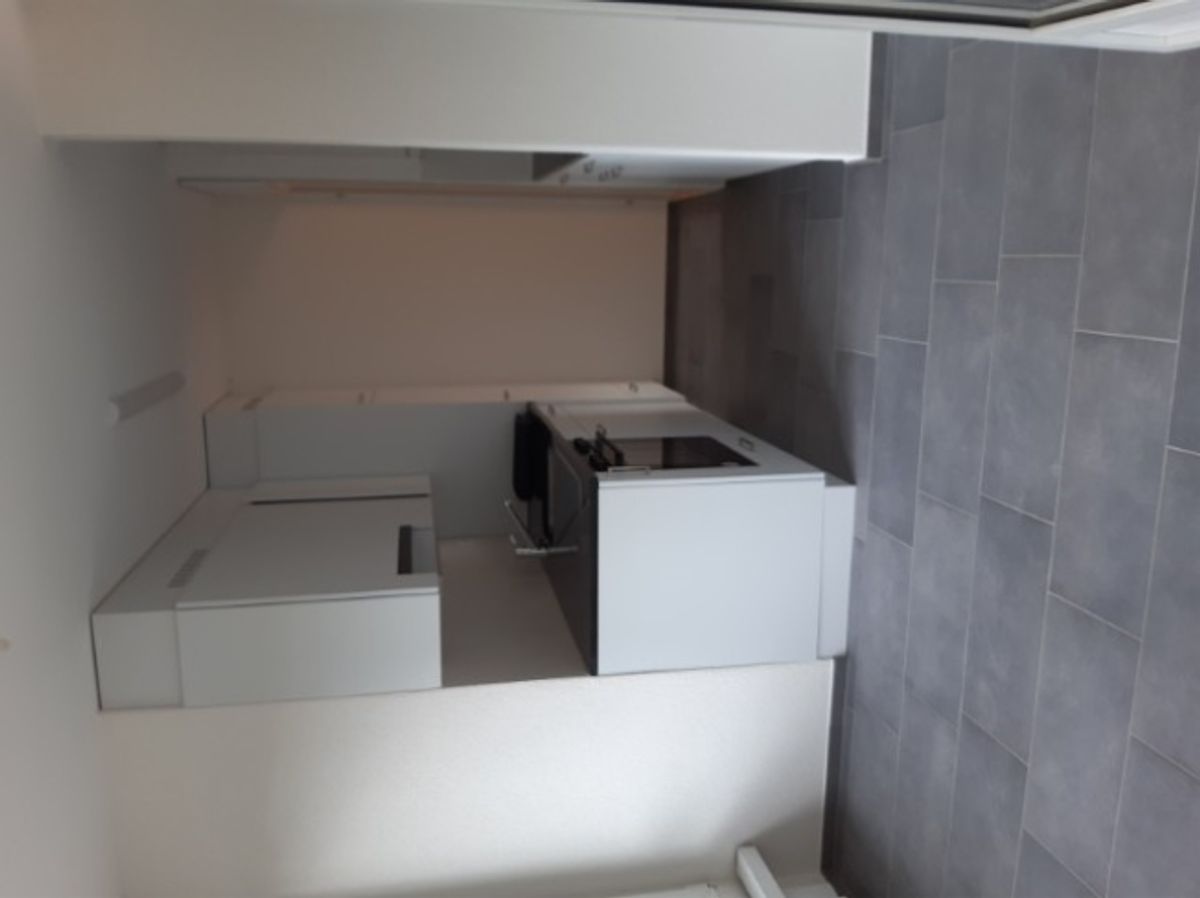 Stadtnah wohnen - Gemütliche 2.5-Zimmer-Wohnung mit Balkon - 1