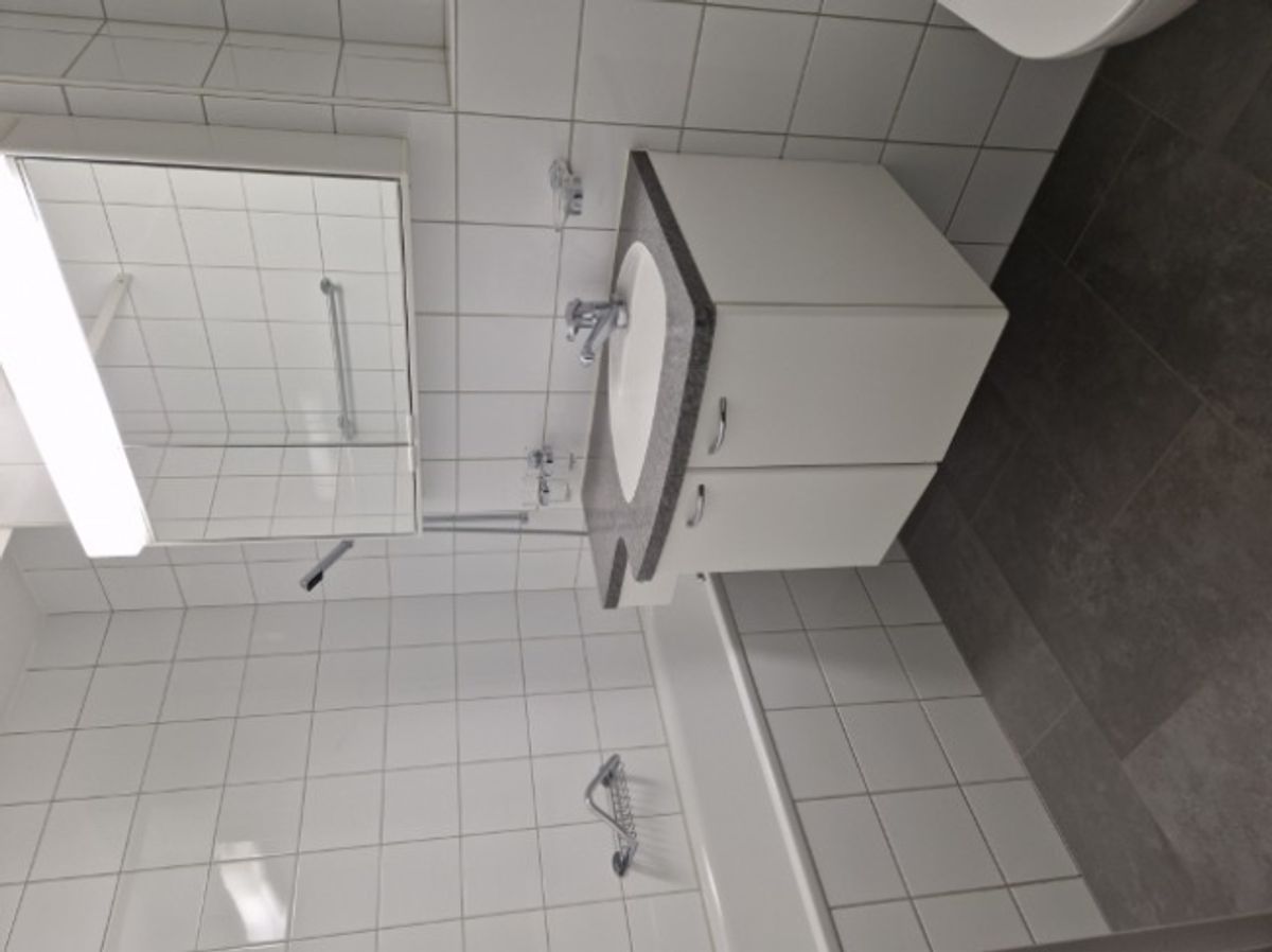Attraktive 3.5-Zimmer-Wohnung mit Balkon im 6. OG - 5