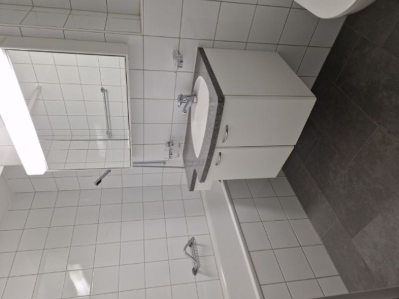 Attraktive 3.5-Zimmer-Wohnung mit Balkon im 6. OG - 6