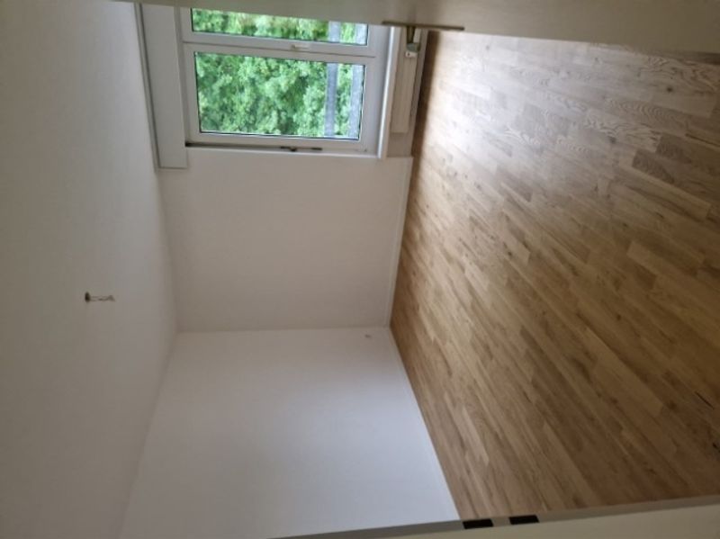 Attraktive 3.5-Zimmer-Wohnung mit Balkon im 6. OG - 7