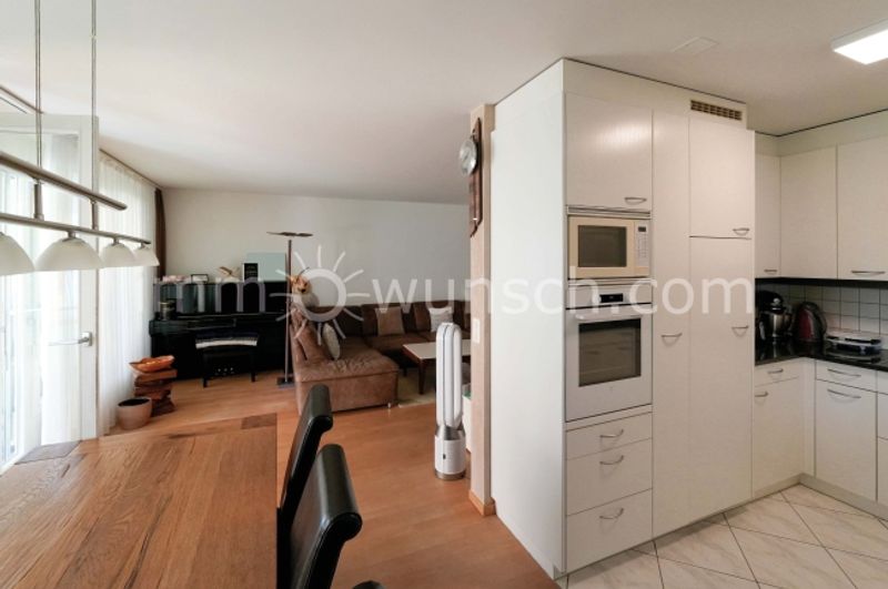 Familienfreundliche und grosszügige 5 ½ Zimmer Eigentumswohnung - 3