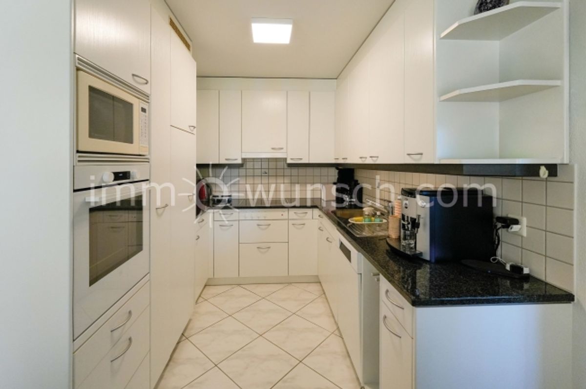 Familienfreundliche und grosszügige 5 ½ Zimmer Eigentumswohnung - 3