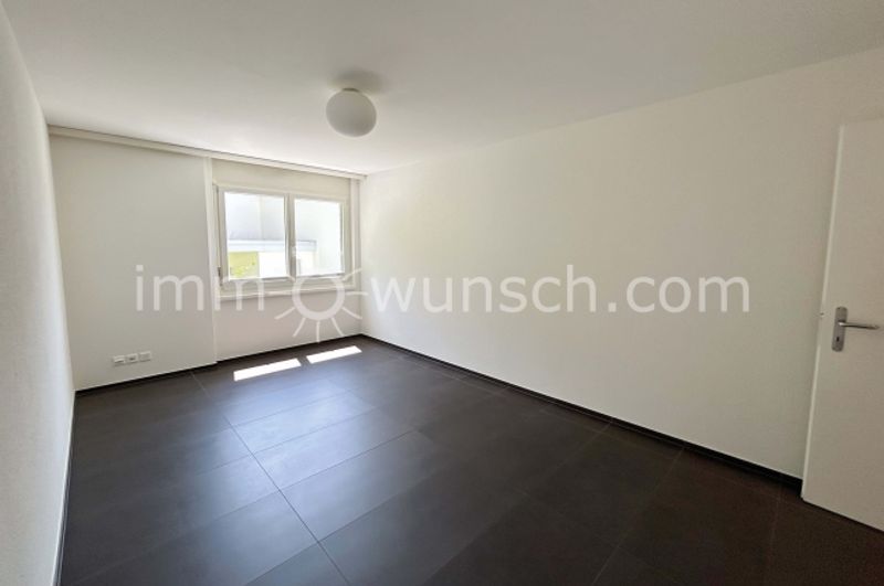 Exklusive 4 ½ Zi. EGTW mit traumhafter Seesicht in Walchwil - 9