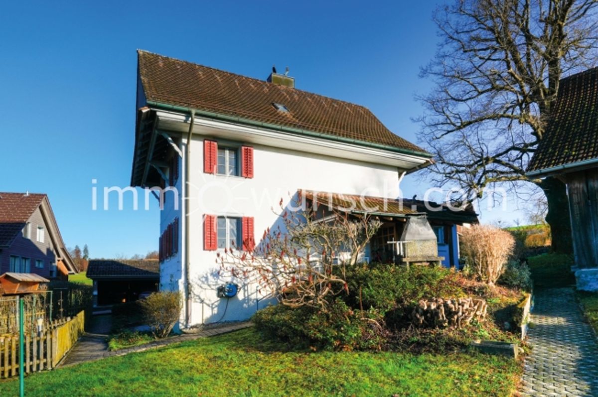 Freistehendes, historisches 5 ½ Zi. Einfamilienhaus von 1868 - 2