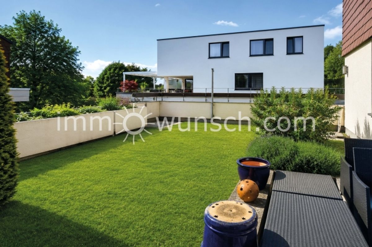 Grosszügiges 5 ½ Zimmer Einfamilienhaus - 1