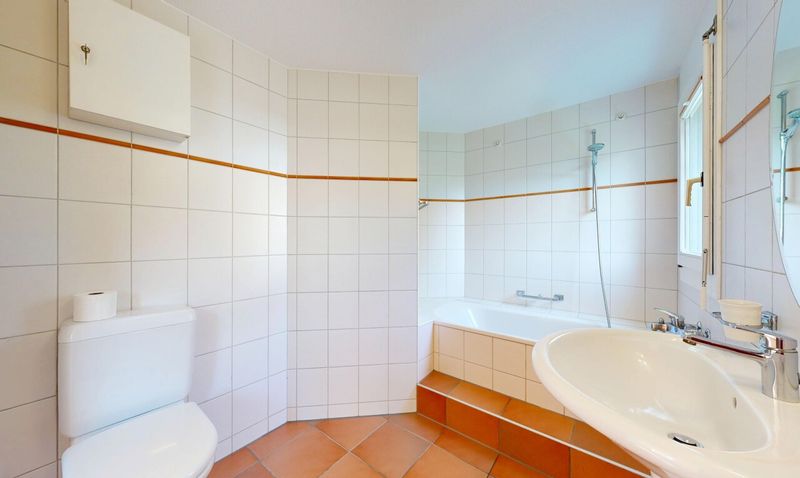 Helle 4.5 Zimmer Gartenwohnung in Utzenstorf - 10