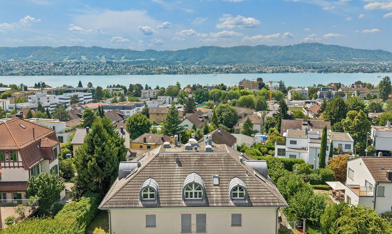 Attikawohnung in Zollikon - 1