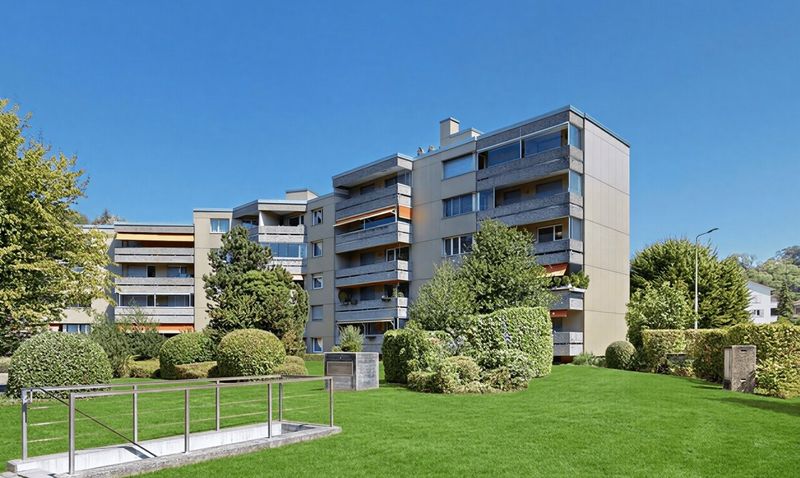 4.5-Zimmerwohnung mit viel Potenzial an ruhiger Lage - 1