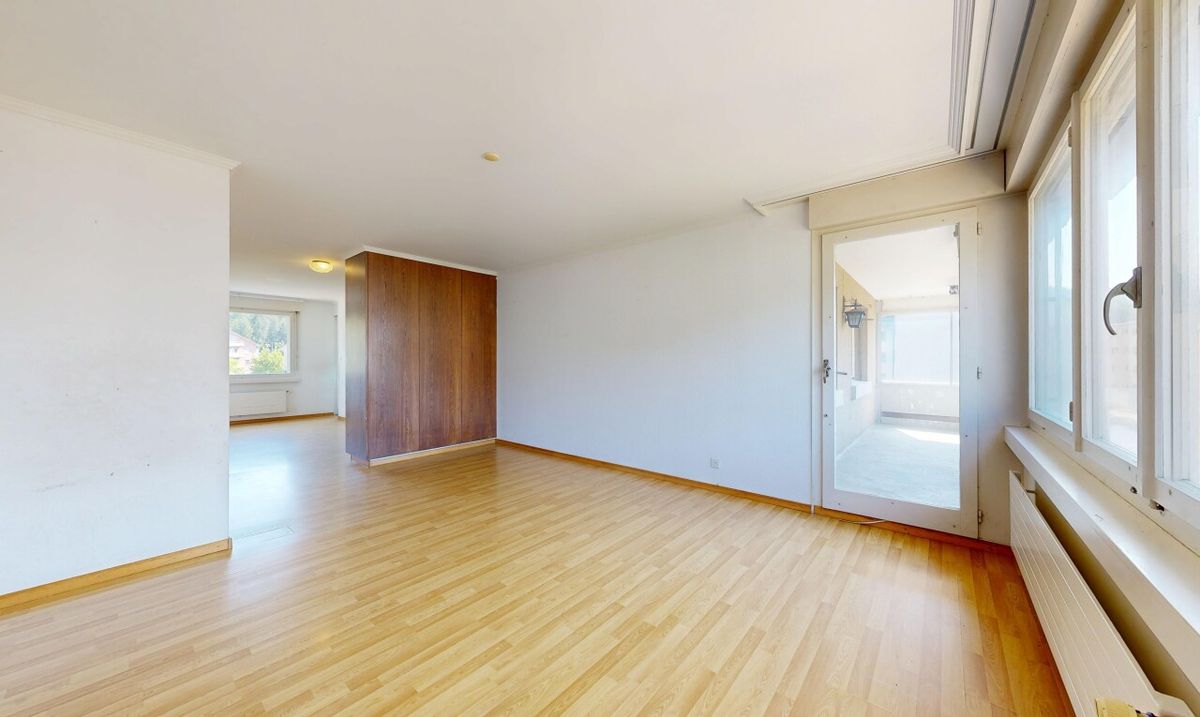 4.5-Zimmerwohnung mit viel Potenzial an ruhiger Lage - 1