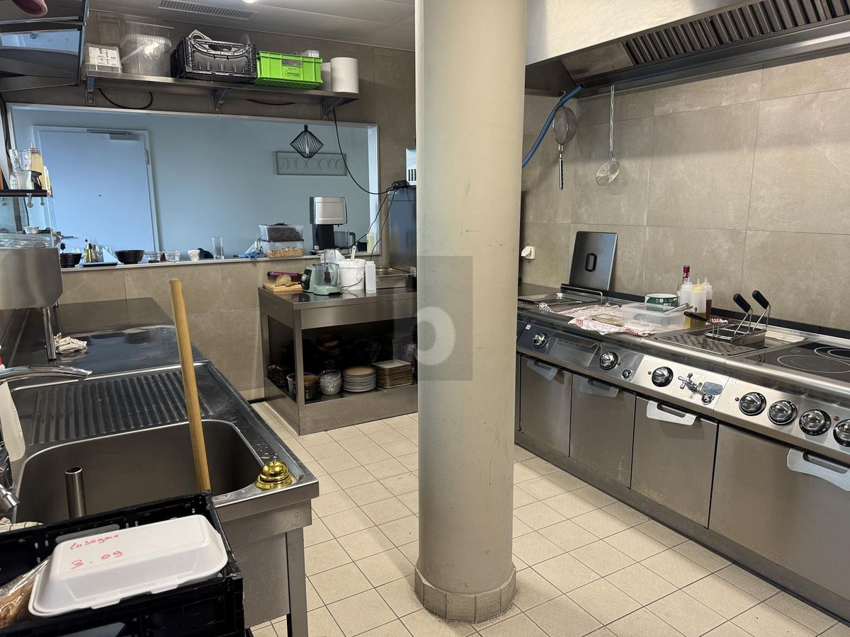 OPPORTUNITÉ AU CUR DUN QUARTIER EN PLEIN ESSOR - 3
