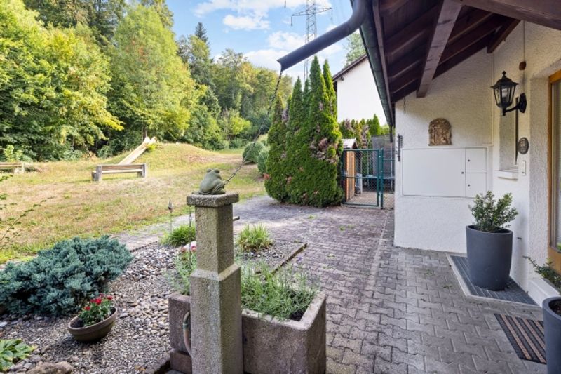 Familienoase in attraktivem Wohnquartier - mit zwei Extra-Räumen - 11