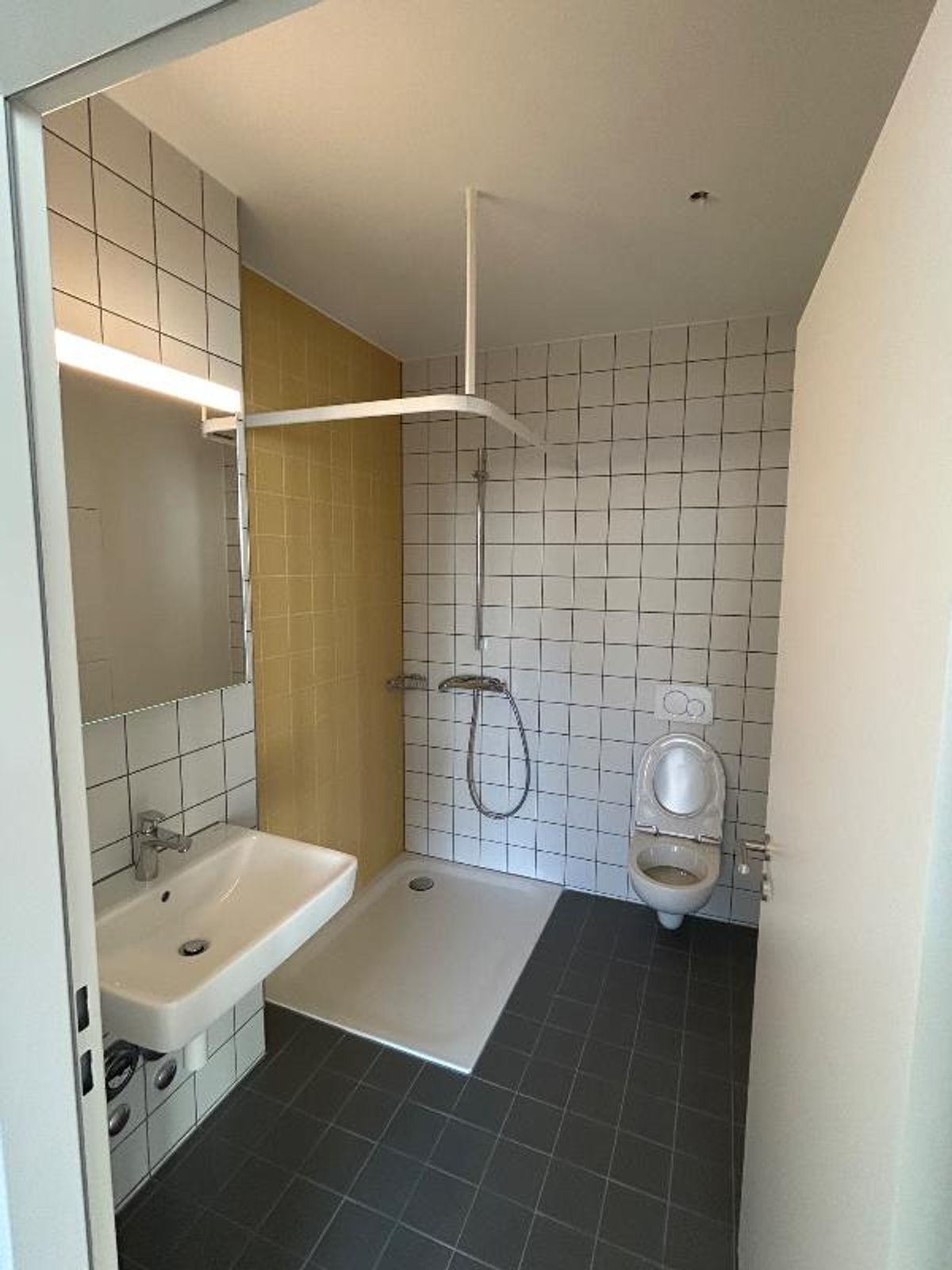 2.5 Zimmer Wohnung - 3