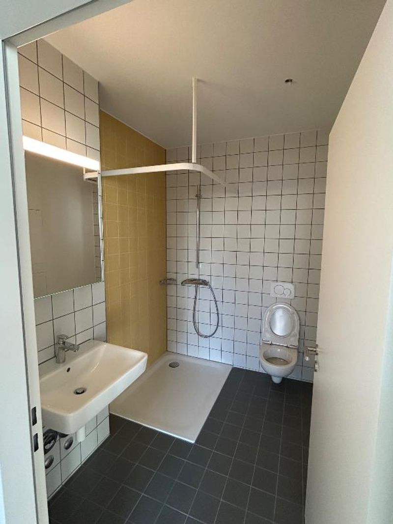 2.5 Zimmer Wohnung - 4