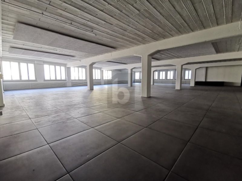 ZENTRALE LAGE, VIELE NUTZUNGSMÖGLICHKEITEN - 1