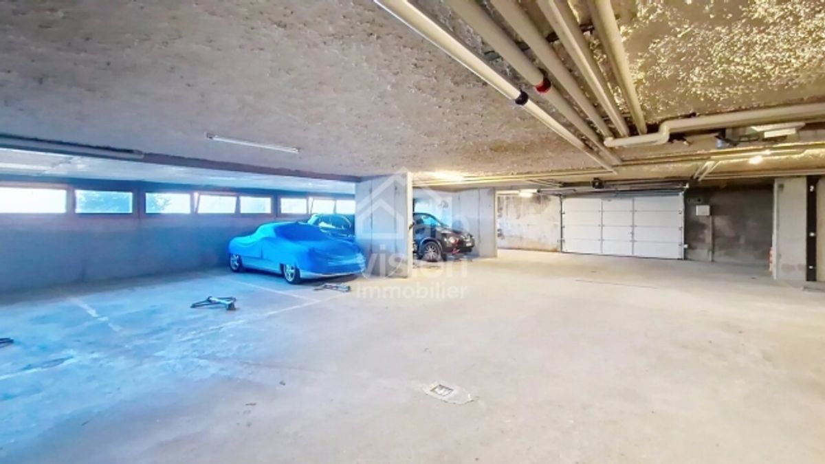 SELTENE GELEGENHEIT ÜBERDACHTES PARKEN IM ZENTRUM VON VEYSONNAZ - 4