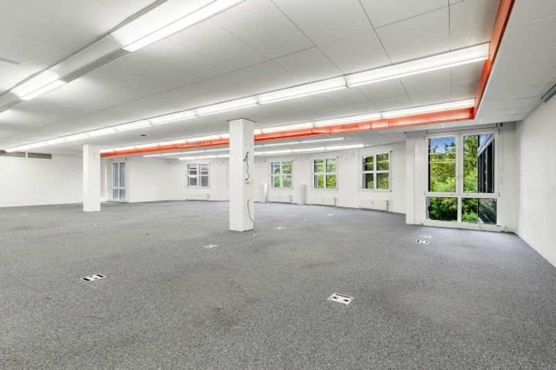 Ausgebaute Büroflächen 355 - 1'250 m2 flexibel unterteilbar - 5